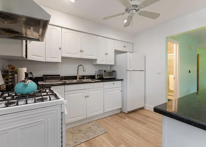 The Ultimate Escape. Unpack, Relax, Enjoy!Sleeps14