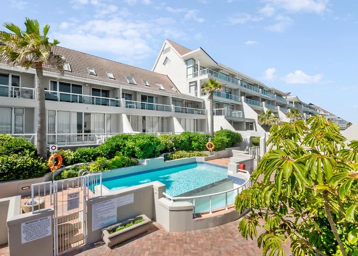 Dolphin Beach Hotel Self Catering Apartments