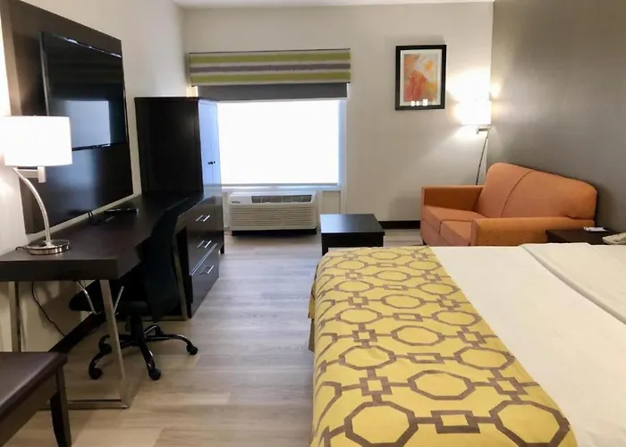 Baymont By Wyndham Warrenton