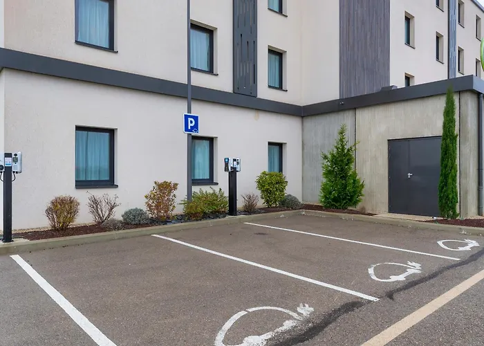 B&B Hotel Troyes Magasins D'Usine
