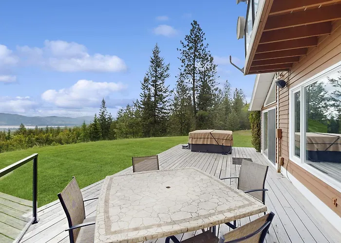 Lakeview Home With New Hot Tub - Sleeps 10