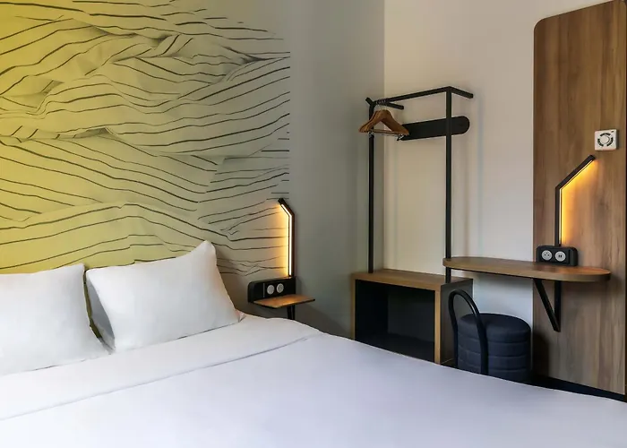 B&B Hotel Thionville Centre Gare 3 Etoiles