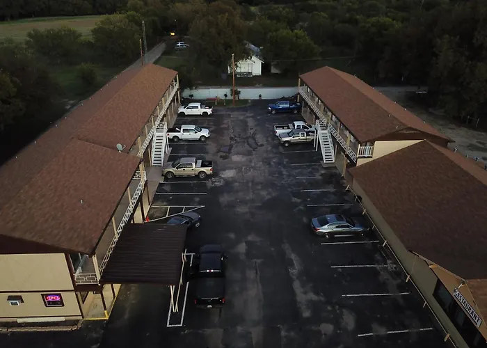 Executive Inn