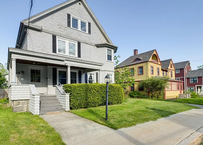 Historic Bar Harbor Home ~ 2 Blocks To Main St!