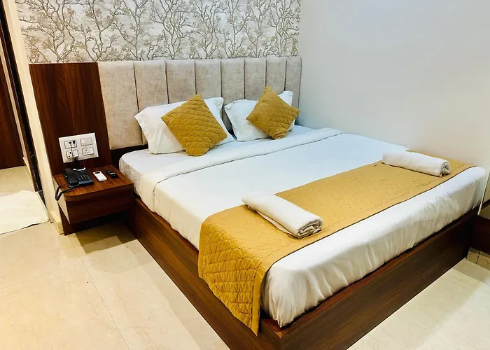 Hotel Deep Palace