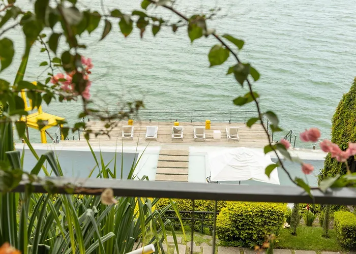 Cardedeu Residence Lago de Coatepeque