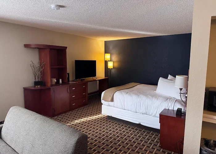 Crossroads Hotel