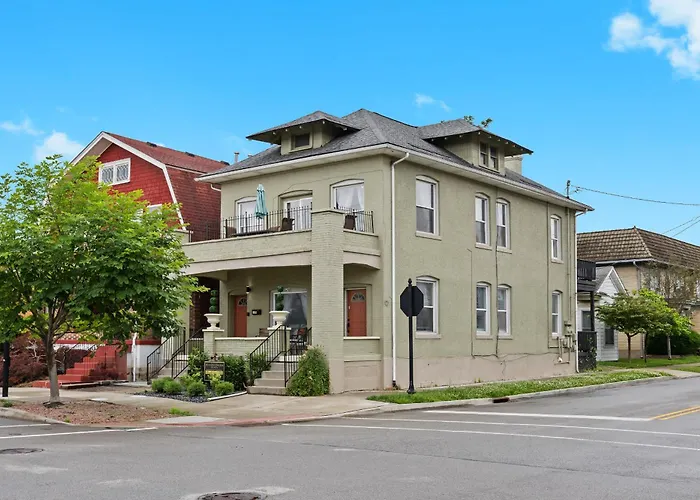 Riverview Escape In Walkable Historic District