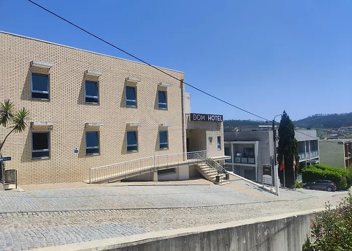Dom Hotel