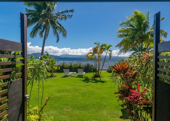 Aroha Taveuni Beachfront Bures