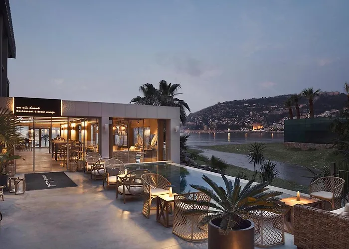 En Vie Beach Boutique Hotel - Adults Only