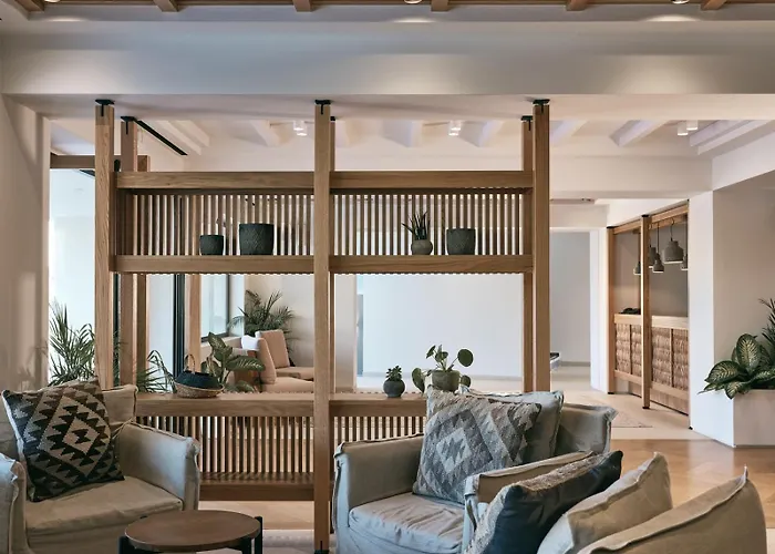 Aqua Bay Suites