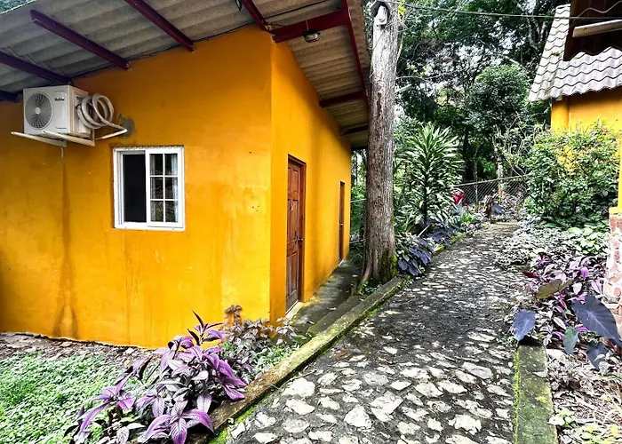 Hotel Refugio Cariguana