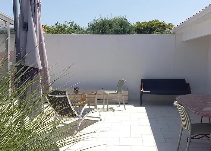 Villa des Huniers à La Chaume