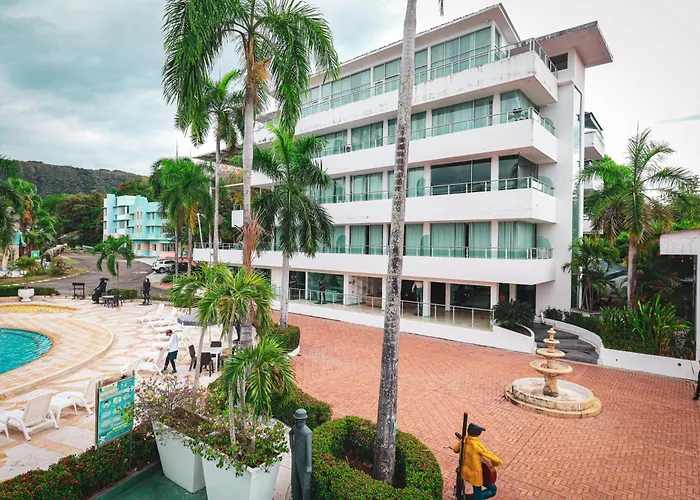 Hotel Riviera De Ricaurte - Comfacundi