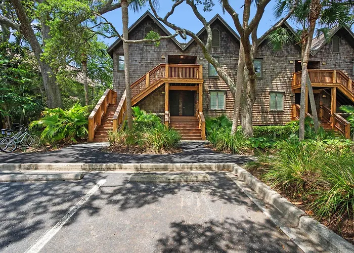 4258 Mariners Watch Villa By Akers Ellis Rentals