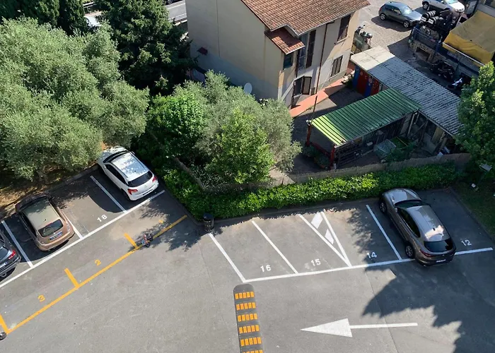 Hotel Ghironi