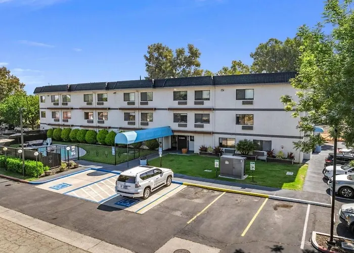 Days Inn By Wyndham Woodland