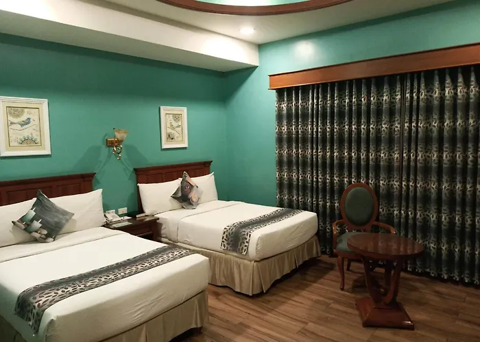 Paragon Hotel&Suites