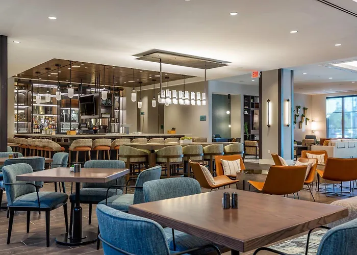 Cambria Hotel New Haven University Area