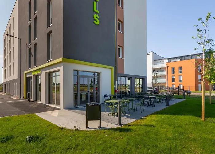 B&B HOTEL Orléans Saran