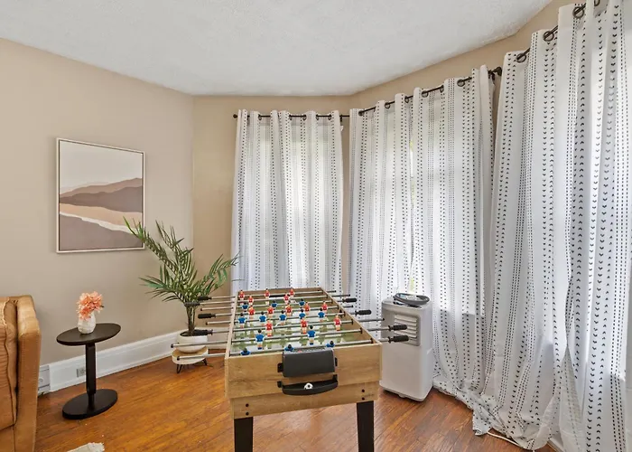 Modern Cozy 2Br Near Syracuse University, Destiny Usa, Zoo & Downtown Syracuse