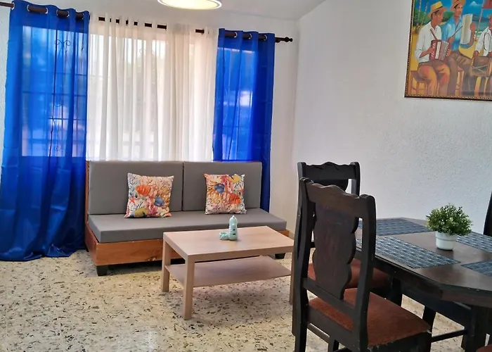 Cortlang Vacation Rentals, Costambar