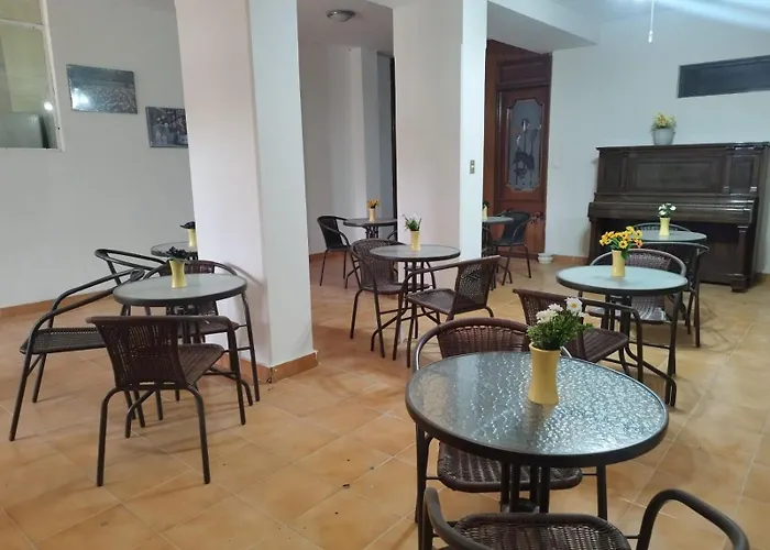 Flor Y Canto Hotel