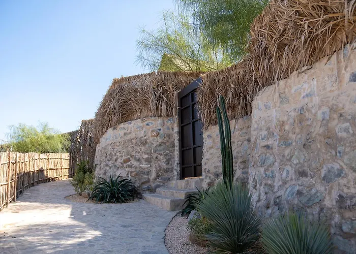 Hatta Village Lodges - Ophiolite