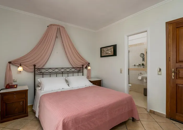 Ostria Hotel
