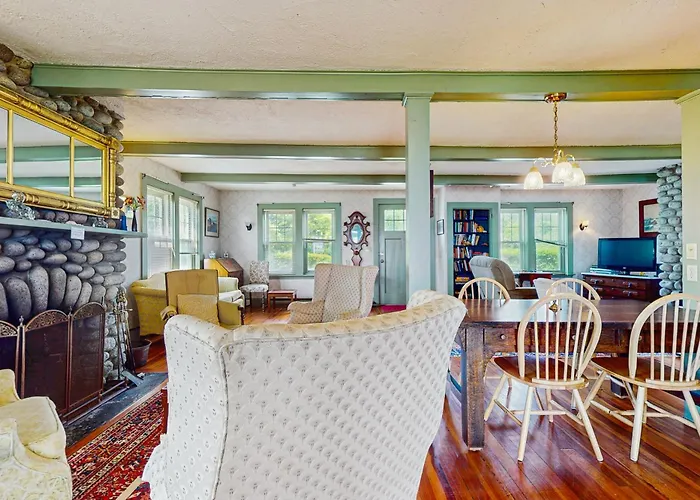 Andrews Point Ocean Home
