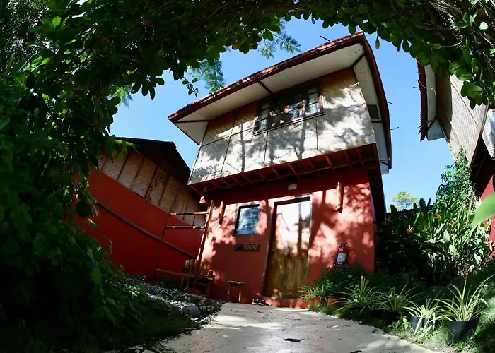 Nakabalo Guesthouse & Restaurant