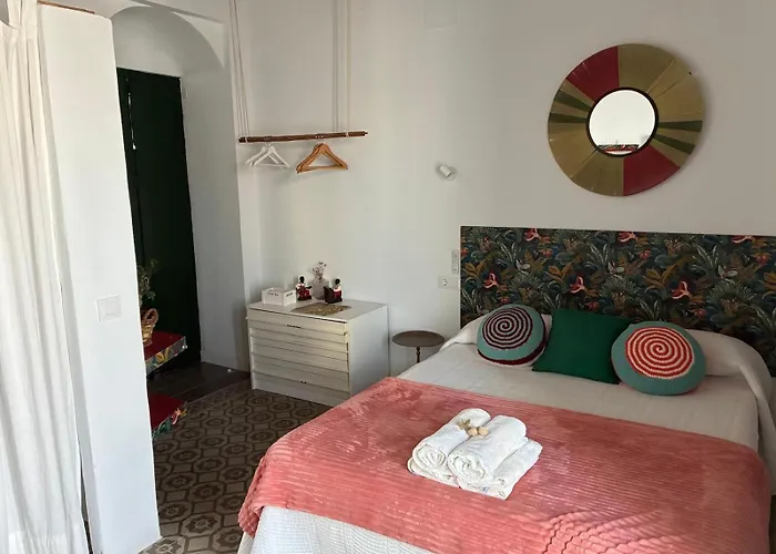Doña Lola Rooms