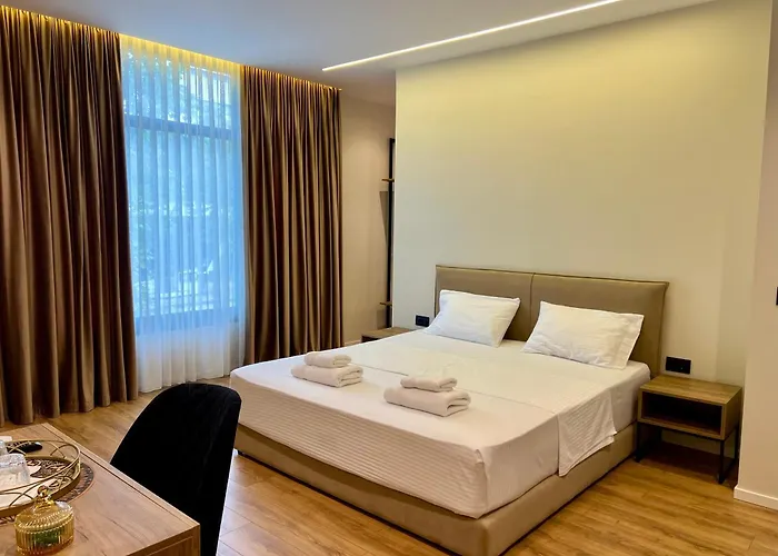 Andi Downtown Deluxe Rooms