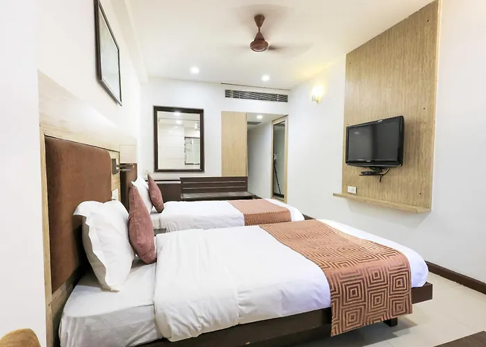 Townhouse Oak Hotel Surya Vadodara