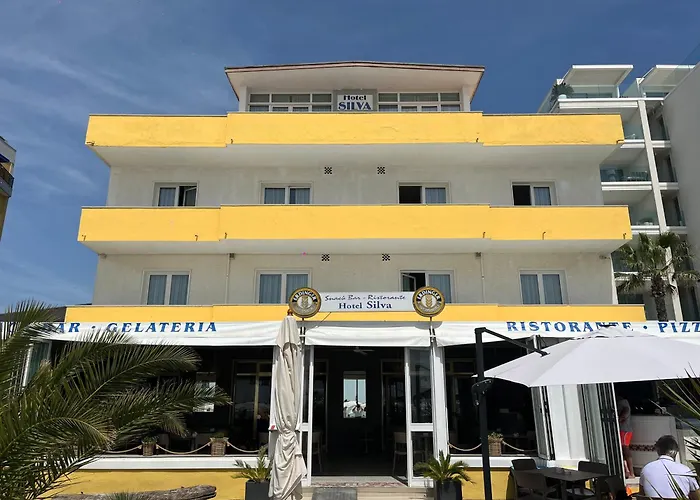 Hotel Silva Frontemare Park & Beach-Place Included