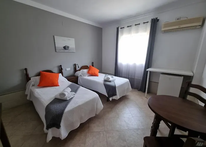 Victoria Hotel