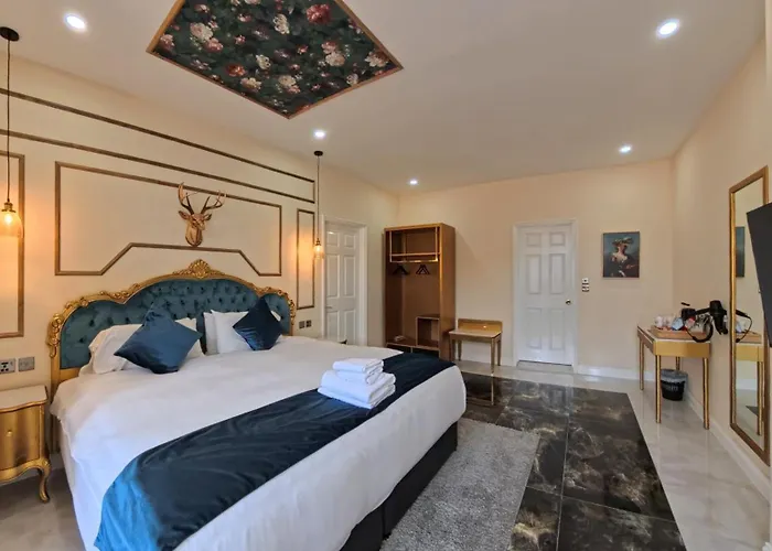 Muthu Fort William Hotel