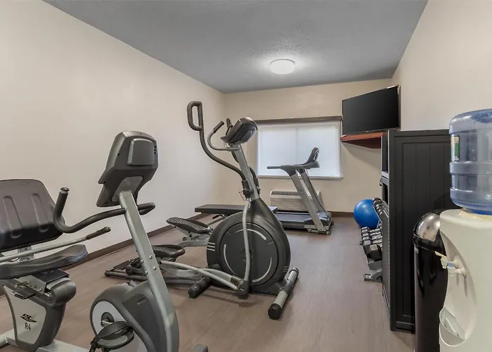Best Western Plus Executive Inn