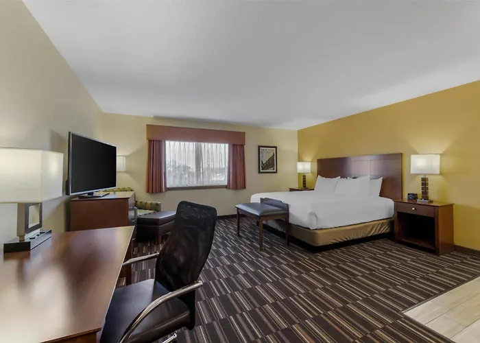 Best Western Falcon Plaza - Bowling Green