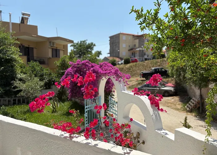 Astri Hotel