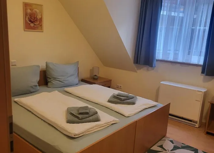 Hotel Ritters Weinstuben Kaffe Restoran Merseburg