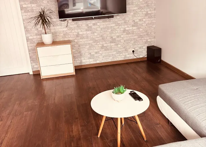 Piotr House