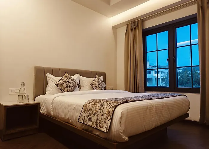 Divik Aparthotel Isbt Near Rani Kamlapati Habibganj