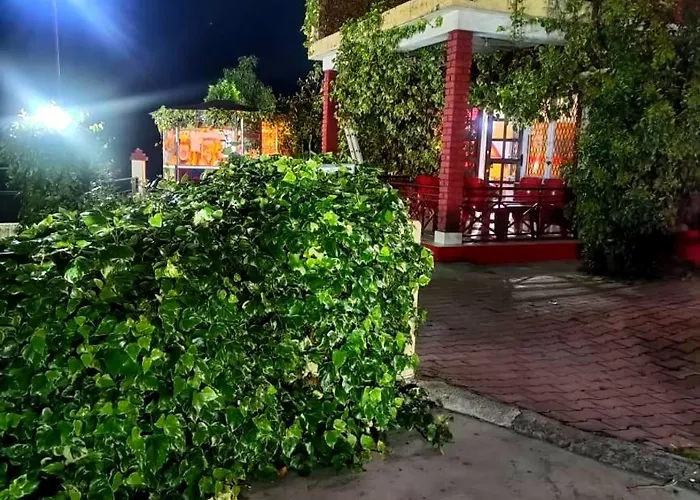 Himvadi Resort