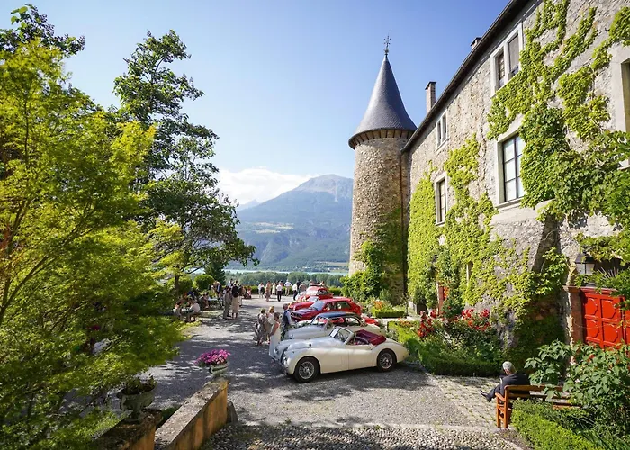 Chateau De Picomtal