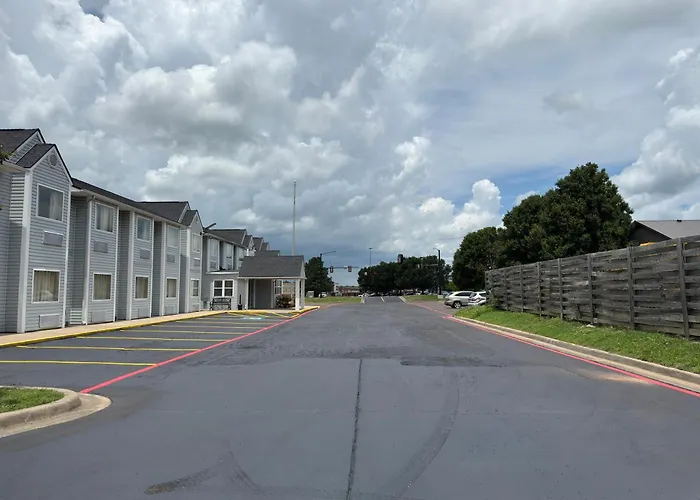 Americas Best Value Inn&Suites Ada