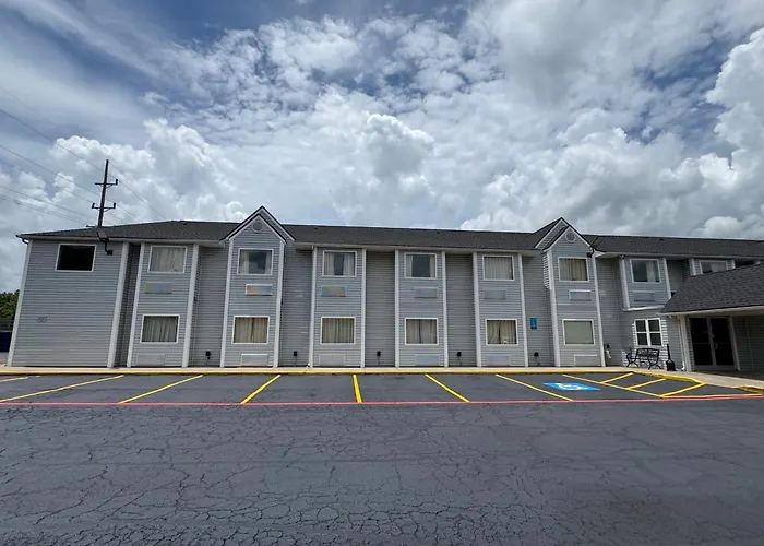 Americas Best Value Inn&Suites Ada