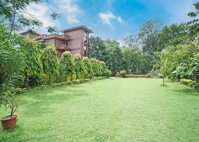 Whispering Woods Inn - Stay & Enjoy In Nature !