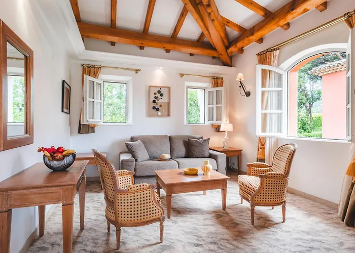 Hotel Le Domaine De L Astragale Saint Tropez